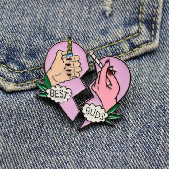 

2Pcs BEST BUDS Broken Heart Brooch Pin Jacket Bag Collar Lapel Badge Jewelry
