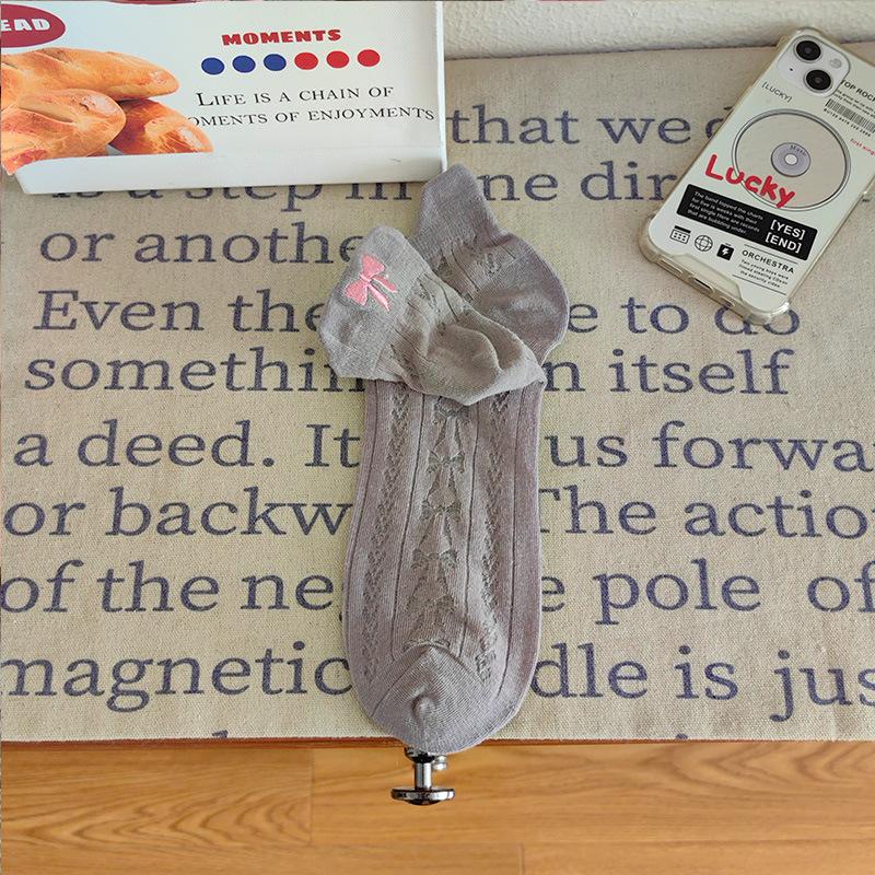 

Short And Medium-Length Thin Socks With Embroidered Bow Style Mesh Breathable White Student Socks One size світло-сірого кольору