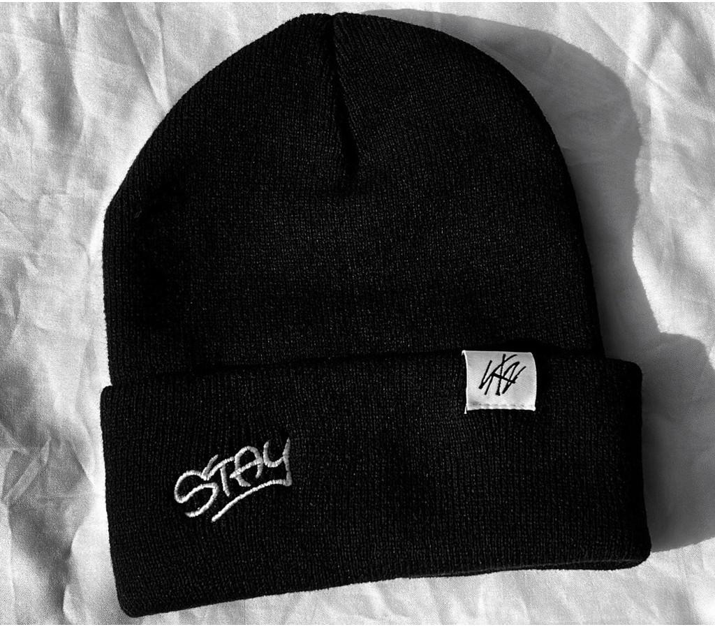 Trendy Straykids Knitted Hat With Letter Embroidery Unisex Black Cap For Spring And Autumn