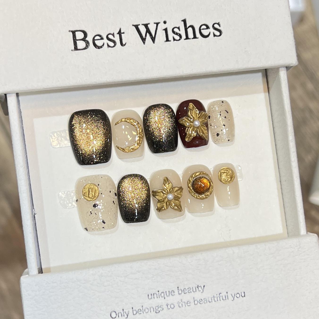 

Dairuisen Wearable Nails: Short, Sun & Moon, Starlight Gold, Small Flower Designs, Hand-Painted, Removable Nail Pieces Extra Small XS