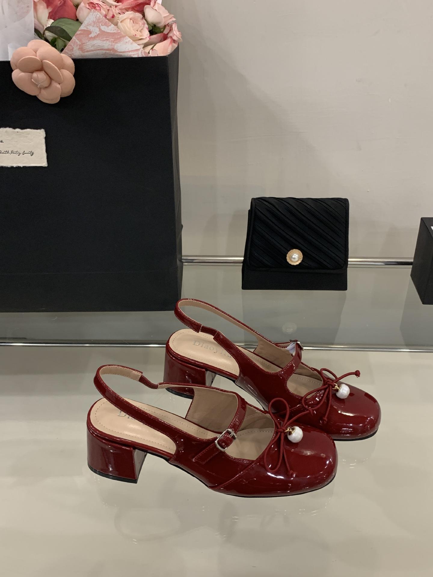 

2025 summer new women s bow pearl thick heel sandals Mary Jane women s shoes black white burgundy high heels 39 бордовый