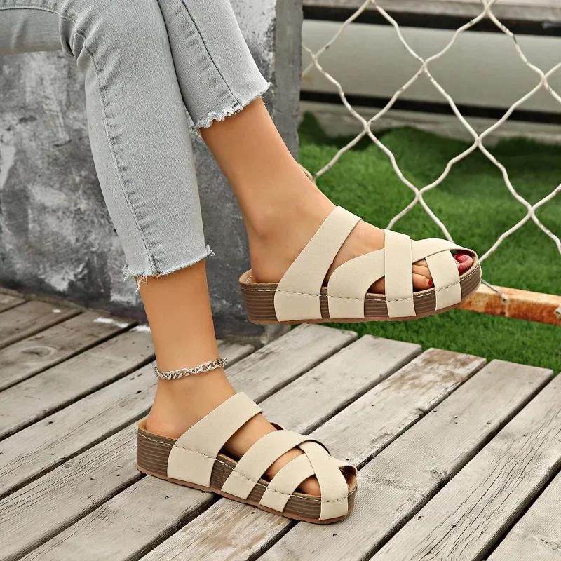 

Fashion Slippers Women 2025 New Fashion Flat Women s Summer Footwear Plus Size Casual Luxury Woman Shoes Summer Solid Platform Slippers 36