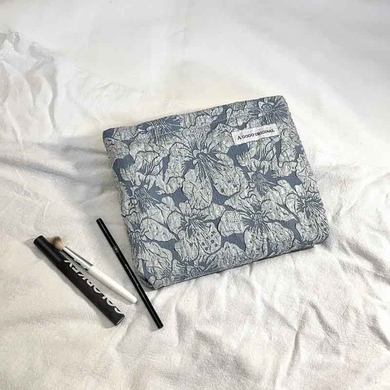 Синяя жаккардовая косметичка женская ретро литературная простая и элегантная цветочная удобная маленькая сумка one size