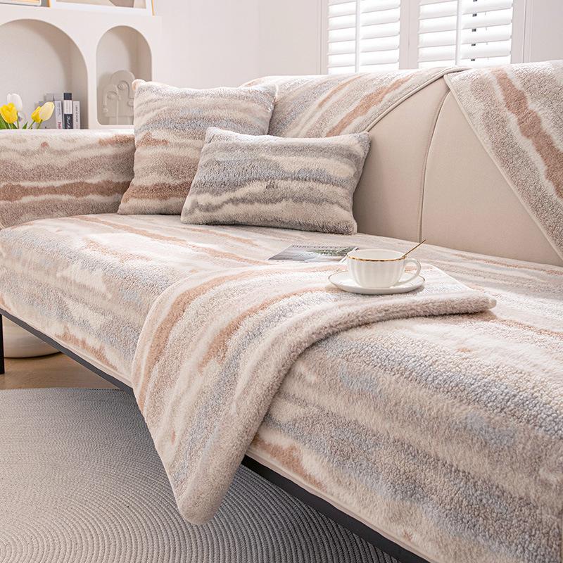 

Подушка для дивана, зимняя плюшевая новинка, чехол для дивана во французском кремовом стиле, утолщенный нескользящий чехол для дивана, ткань 70*70