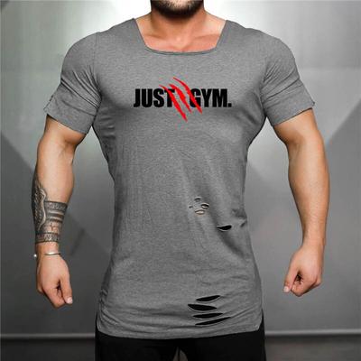 New Muscle Gym kulturistika Slim Krátký rukáv potisk Tričko Sportovní běh Bavlna Čtvercový límec Oblečení Pánské Fitness Roztrhané tričko