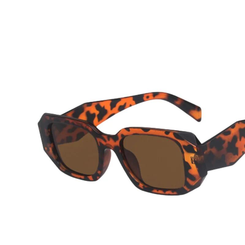 Fashion Sunglasses Classic Retro Square Glasses Women Brand Vintage Travel Small Rectangle Sun Glasses Female Eyewear Anti-Glare