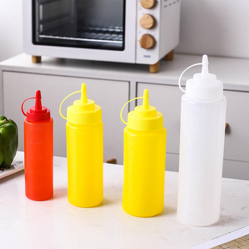 Household Squeeze Oil Bottle - Pointed Mouth for Kitchen Seasoning, Tomato Jam, Salad, or Commercial Use.