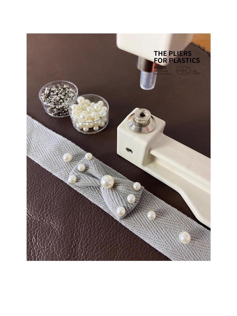 Portable Pearl Insetting Tool: DIY Hand Press Beading Machine with Four-Claw Design for Handmade Accessories