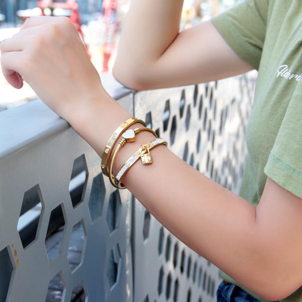 High-quality Gold-plated Jewelry Gift Diamond Hanging Small Lock Heart-shaped Accessories Stainless Steel Bracelet Women