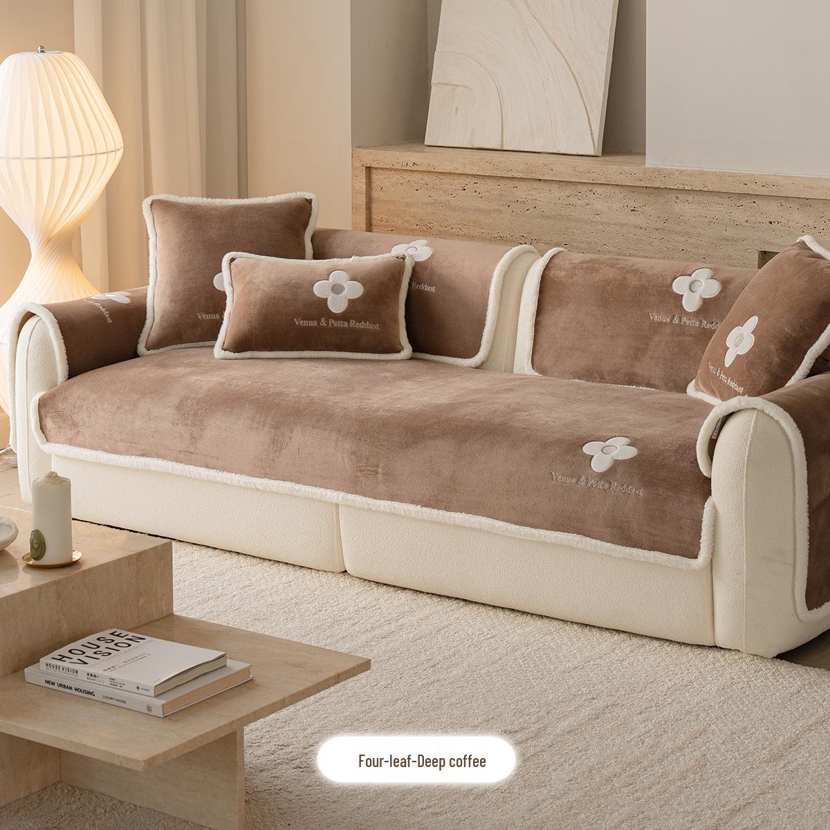 Universal Non-slip Milk Velvet Sofa Cushion, All-Season, 2026 Autumn/Winter Style 70x70cm