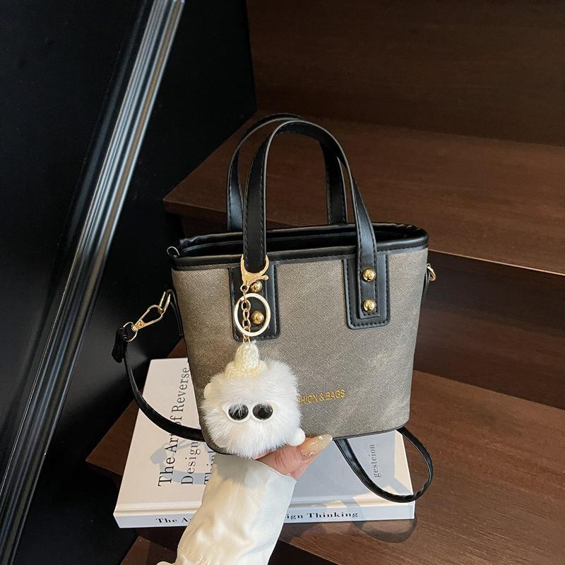 Premium Sense Light Luxury Small Bag Women 2025 New Versatile Messenger Bag Niche Unpopular Ins Portable Bucket Bag Women