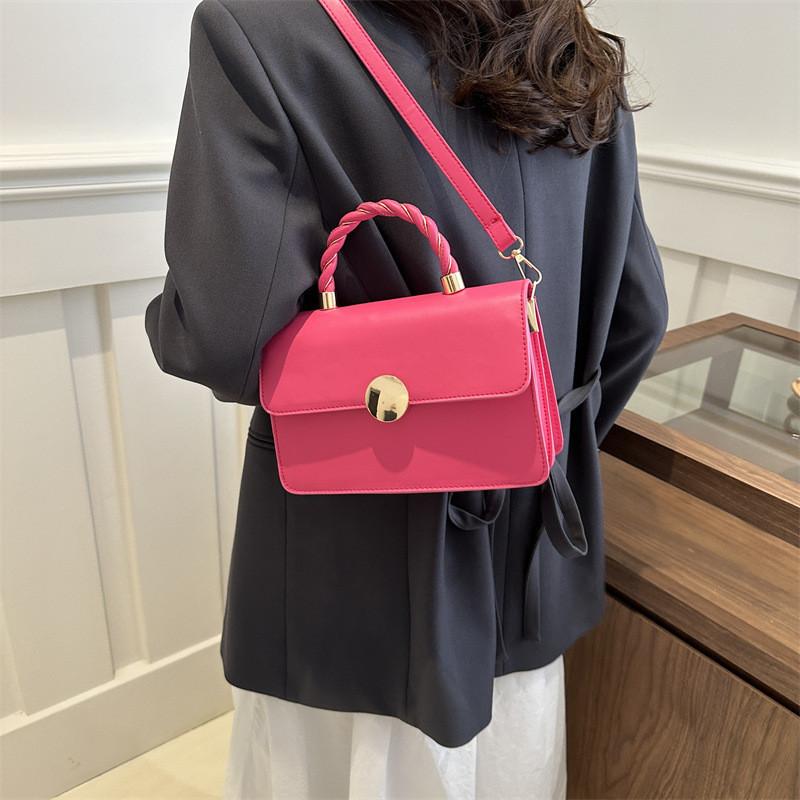 2024 Trendy Street Style Pu Leather Shoulder Bag Fashionable Square Flap Bag