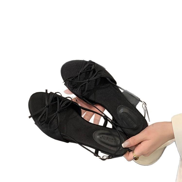 Beautiful Flat-soled Sandals Women's Summer Wear 2025 New Fairy Bow Temperament High-end Fashion Roman Women's Shoes