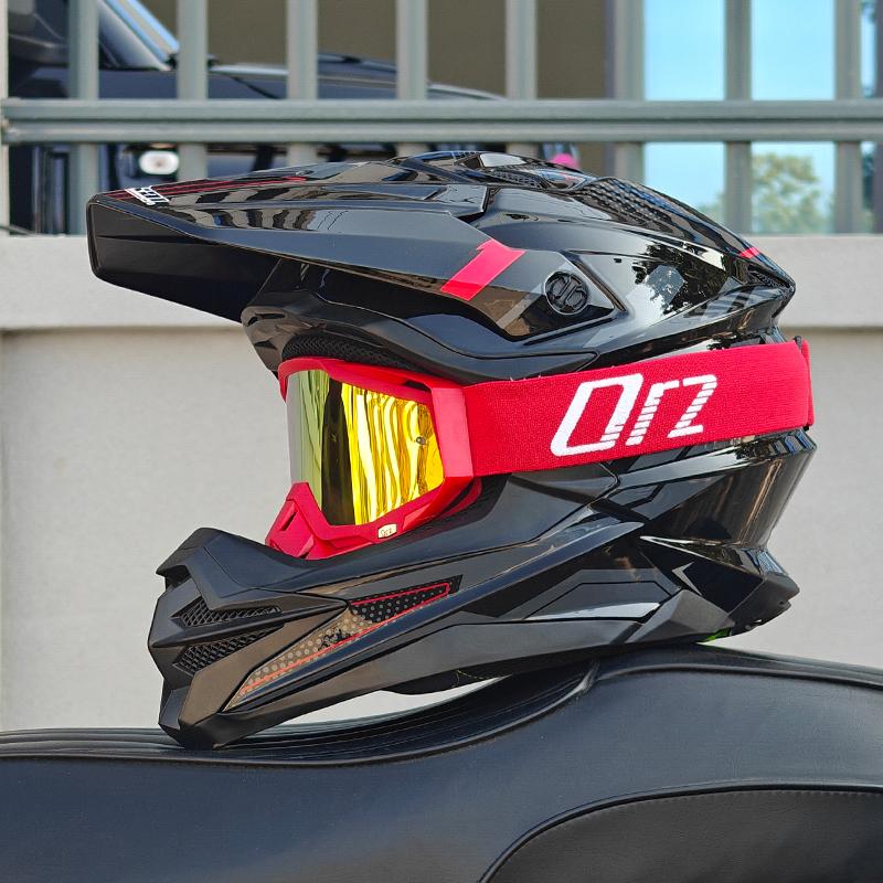 DOT Approved Adult Motorcycle Helmet Off-Road Dirt Bike Racing Full Face Helmet with Goggles