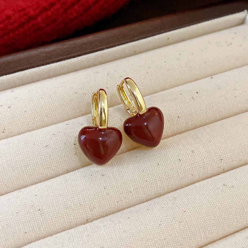2024 Exquisite High-End Retro Silver Needle Red Heart Flower Earrings for Women