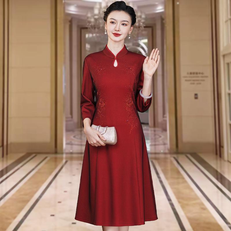 Elegant 6526 New Spring A-line Stand Collar Qipao Dress for Weddings and Banquets