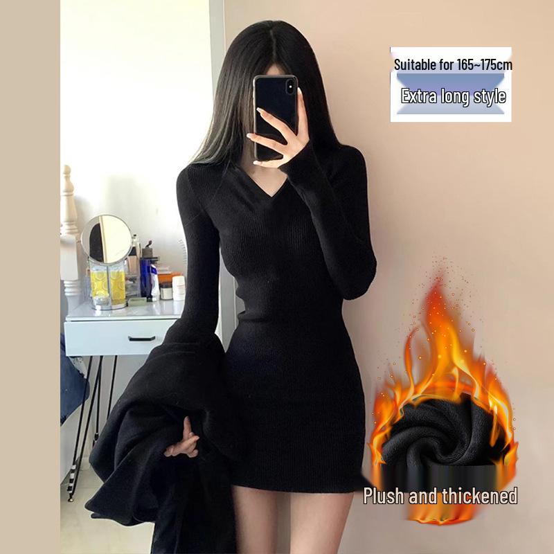 V-Neck Black Knit Plus Velvet Dress - Urban Style Hip-Hugging Autumn/Winter Skirt for Women