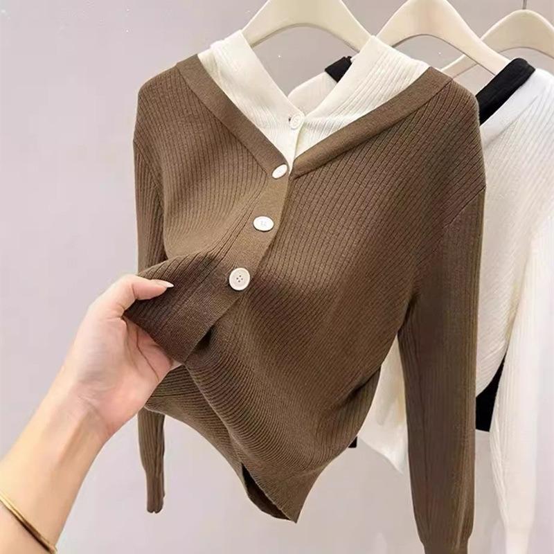 Fake two-piece knitted cardigan women's autumn small man wearing hooded sweater jacket casual loose short top