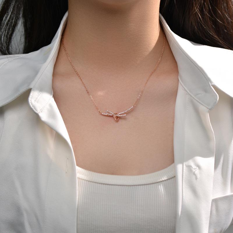 Bow Necklace, Light Luxury, High-end, Exquisite Temperament, Ladies' Collarbone Chain, Niche Design Sense