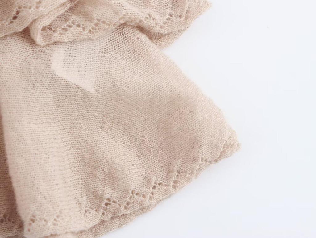 2025 Spring Women's Fashion Sweater: European & American Style, Elegant Layered Knit Design