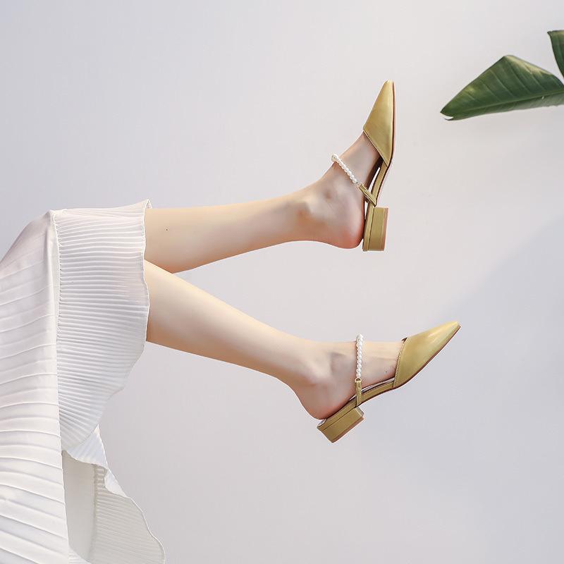 6374-17 Baotou Cool Slippers Women's 2025 Super Fire Sandals Without Heel Fashion Half Drag Women's Outer Wear