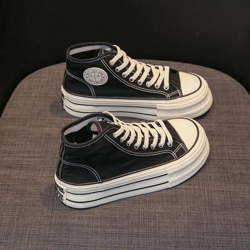 

Модная женская парусиновая обувь Высокие кеды Повседневная удобная обувь для женщин 2024 Платформа Универсальные кроссовки Персонализированная обувь для скейтборда 40 чёрный