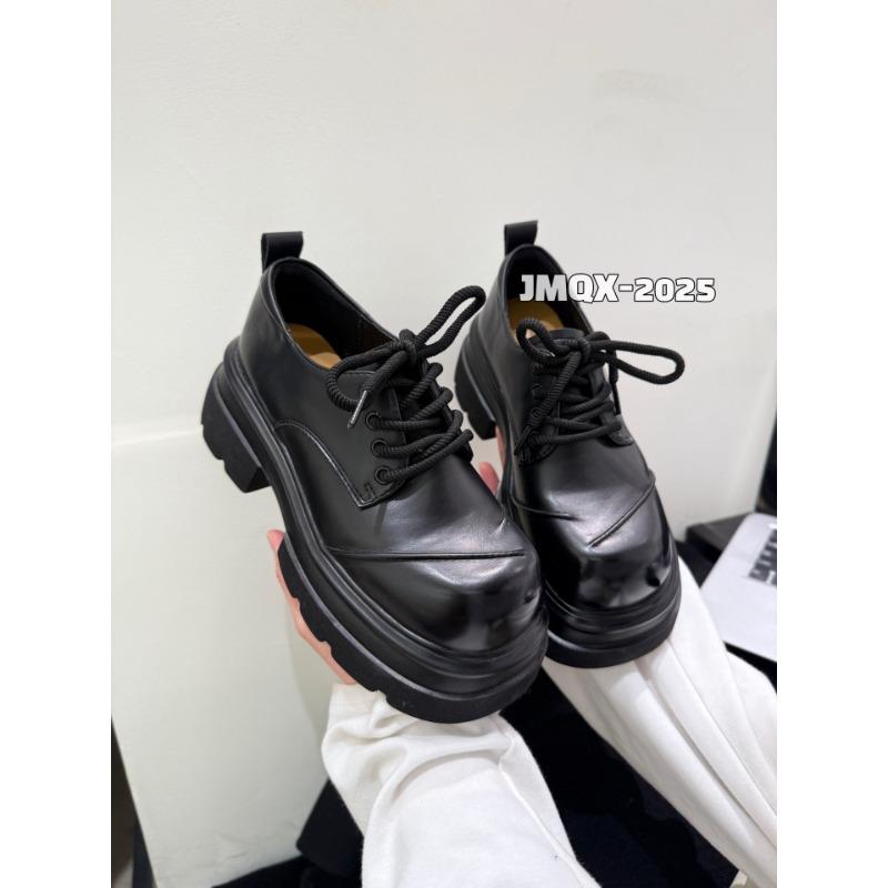 Women's spring new thick-soled heightened polished single shoes, street photography versatile women's shoes