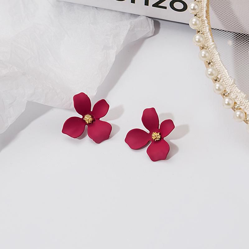 Small Fresh And Colorful Flower Daisy Stud Earrings, Mori Temperament Candy Paint Petal Earrings