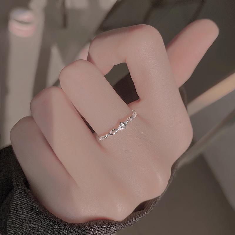 Simple Four Leaf Clover Ring Women Fashionable Minimalist Commute Cubic Zirconia Open Adjustable Band