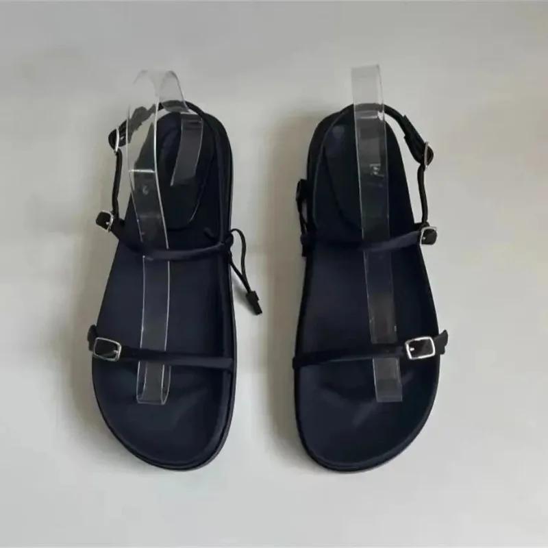 Fashion Women Flat Sandals Black Thin Straps 2025 Summer Comfortable Footwear New Design Casual Platform Ladies Beach Shoes Wholesale