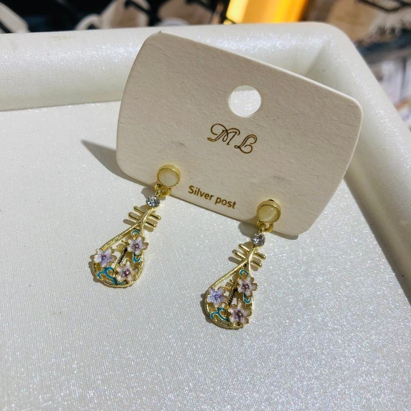 Steel Fun Chinese Style Pink Green Pipa Butterfly Earrings for Women Girl Vintage Chinese Knot Folding Fan Ethnic Style Ear Stud
