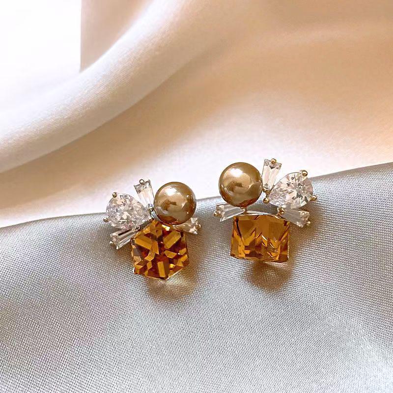 Geometric Tiger's Eye Stud Earrings, Retro Millard Style - Unique Design with Silver Needle 