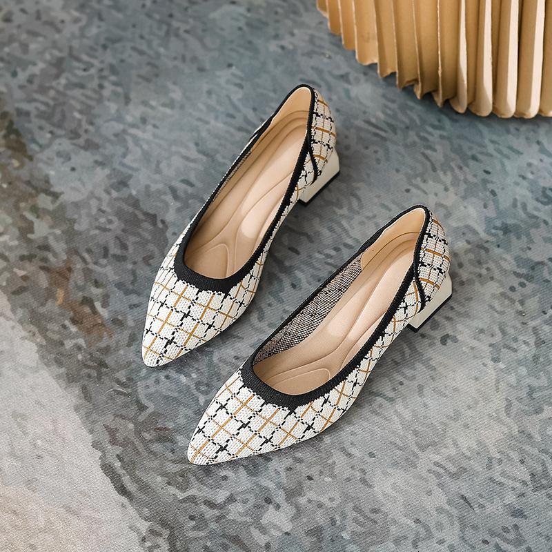 Single Shoes Women's New Mid-heel Light Mouth Thick Heel Pointed Fly-woven High-heeled Woven Shoes