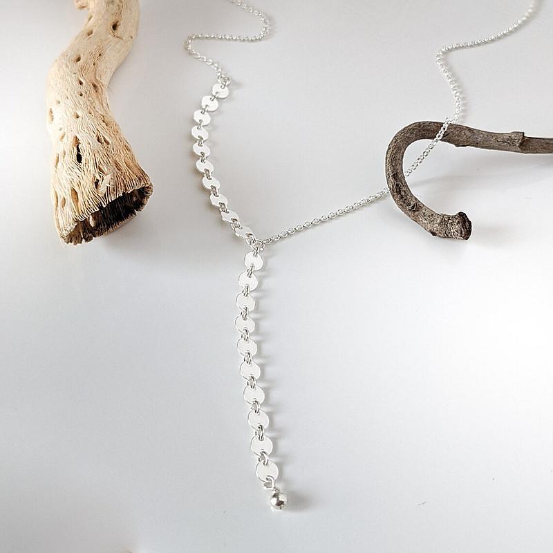 Fashion street shot long disc sweater chain, simple metal sequined fringed necklace