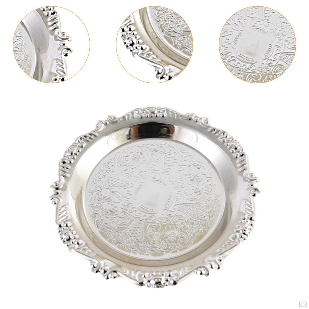 Klassische Kuchenplatte mit geprägtem Finish für vielseitige Snackpräsentation