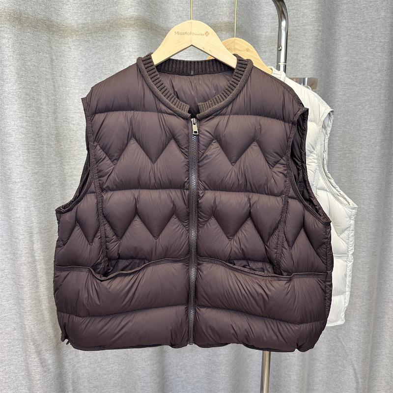 white duck down wavy down vest women's short, autumn and winter new knitted splicing vest crew neck jacket tide