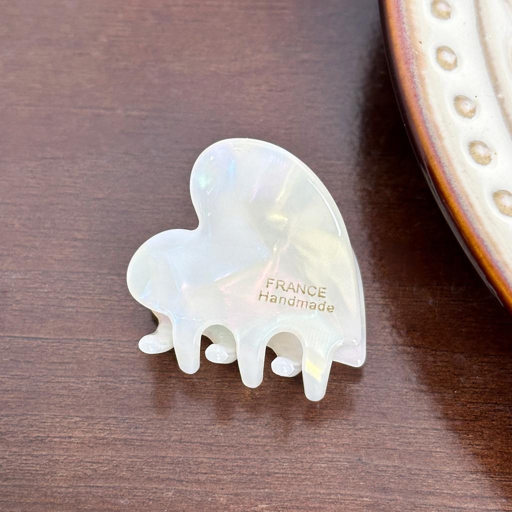 Small Korean Highquality Heart Hair Claw Clip With Unique Patterns For Everyday Wear