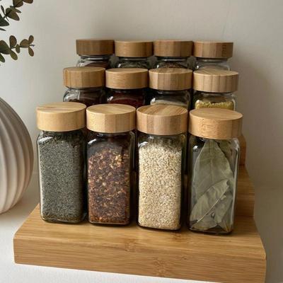 Set da 7 Pezzi Barattoli di Vetro per Spezie da 4 Oz Contenitori per Condimenti con Coperchi in Bambù Bottiglie Quadrate Vuote per Spezie Erbe