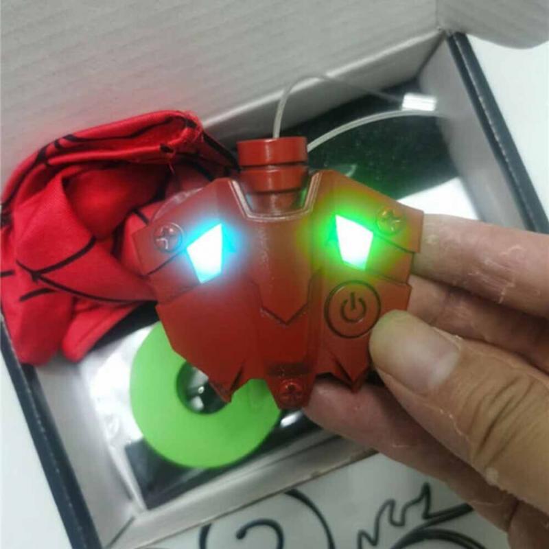 Pânză de păianjen LED magnetică uimitoare, lucrată manual, îmbunătățită Spider-man, Recuzită Cosplay, Jucării