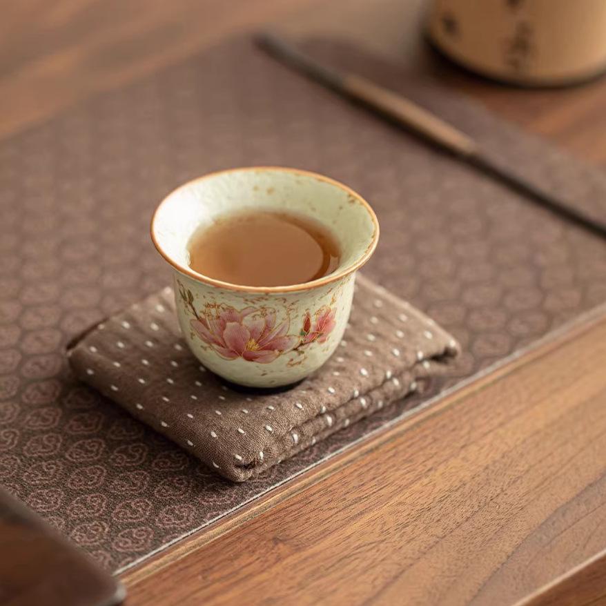 Chinese Style Blue & White Tea Cup with Red Magnolia Bird Design - Small, Anti-Scald Ceramic for Home Use