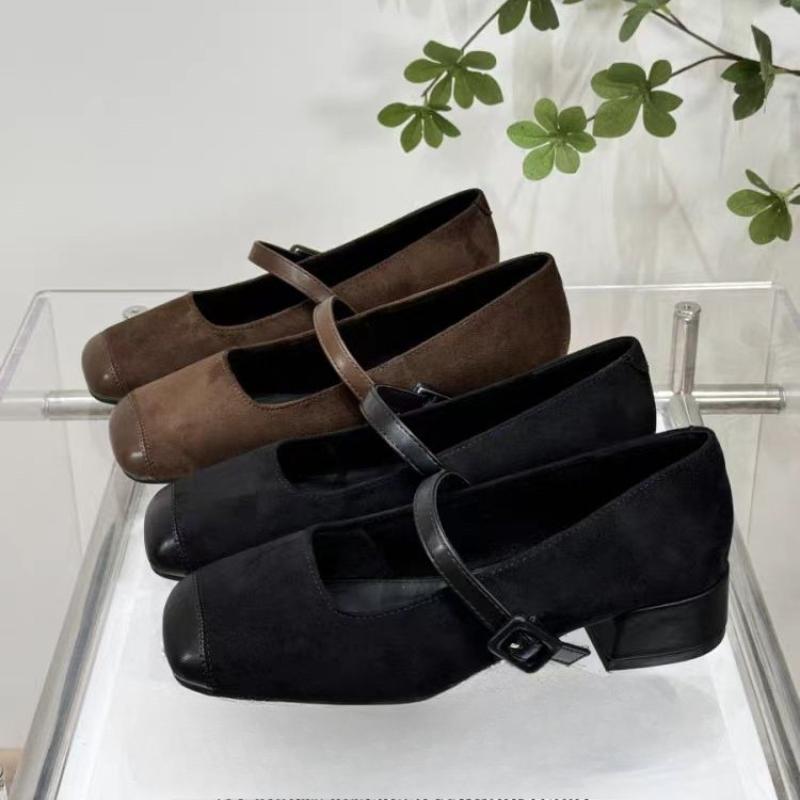 Fashion Retro Mary Jane Shoes 2025 New Square Toe Shallow Mouth Straight Buckle with Thick Heel Patchwork Fashionable Single Shoe