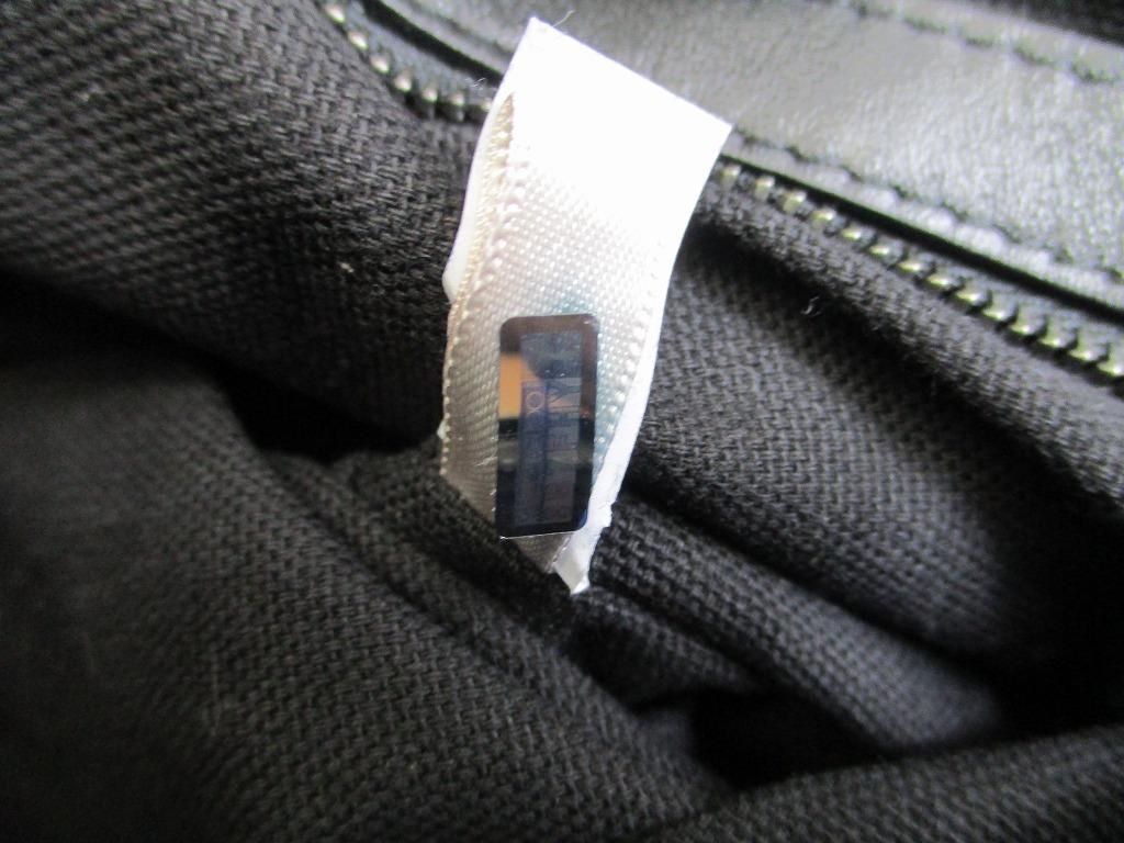 Authentische Jimmy Choo geprägte Sterne grau und schwarz Leder Clutch #8059 generalüberholt