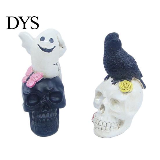 Spooky Atmosphere Props Gothic Halloween Skull Figurine, Ghost/Raven on Statue, Dark Aesthetic Room Decor Resin Tabletop Ornament for Desk,