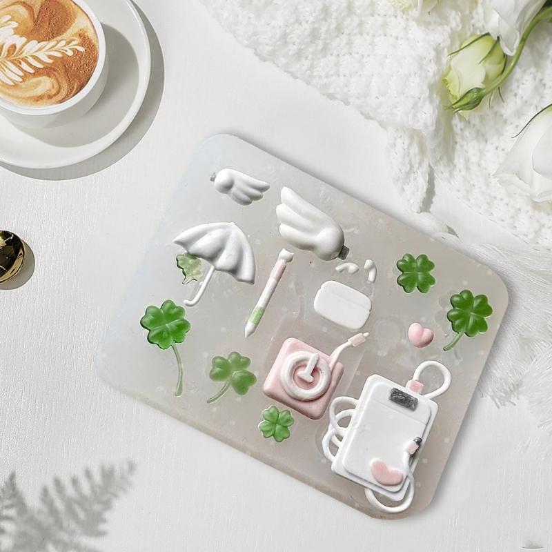 Silicone Mold Clovers Shaped Accessories Mould Unique Epoxy Resin Jewelry Making Molds for Crafting Enthusiasts