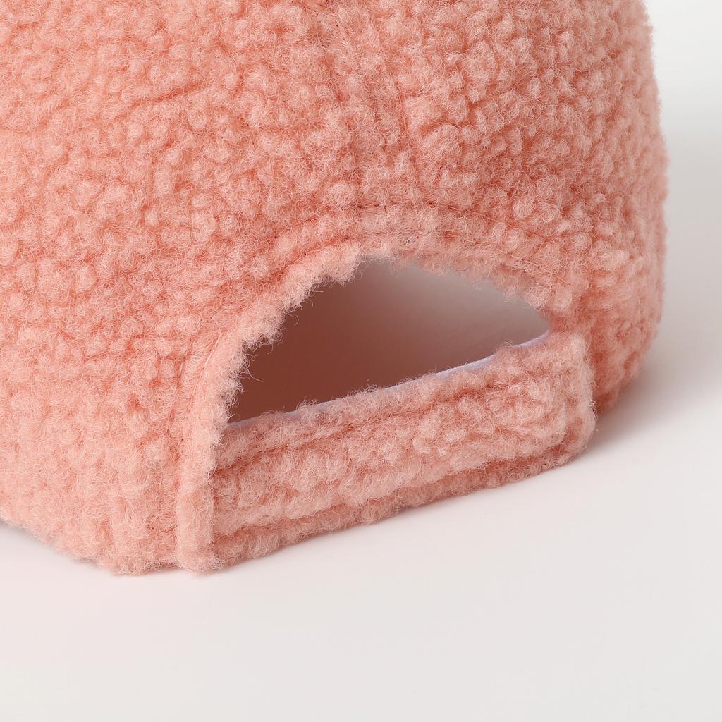 Casquette de baseball en polaire douillette pour femmes - Design de lettre brodée, Sangle réglable, Parfaite pour les activités de plein air d'automne et d'hiver