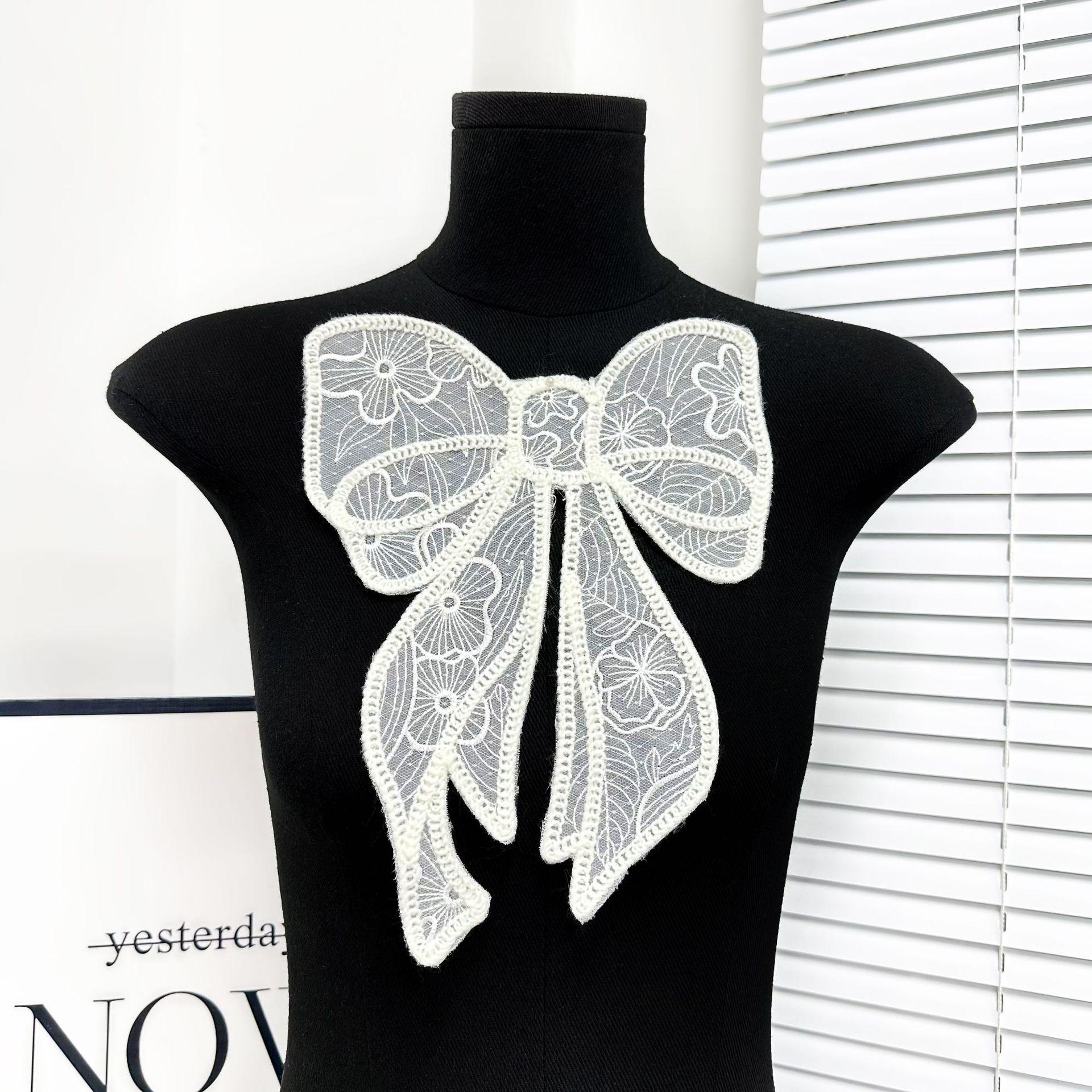 

Стильный бант из шерстяной вышивки с аппликацией из бисера для украшения корсажа или воротника своими руками