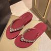 New Womens Word Slippers with Chain Rhinestones Sloping Heels Fashionable Outerwear Clip On Toe Thick Bottom Beach Sandals Women