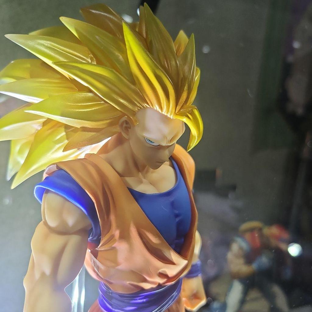 [USED] Dragon Ball Super Saiyan 3 Son Goku