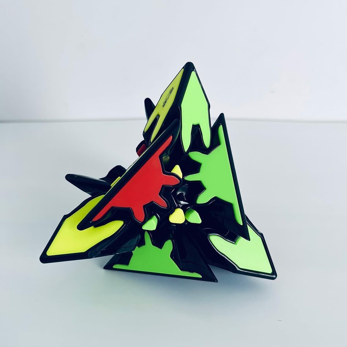 3×3 Pyraminx Gear Cube Pyramid Cube Puzzles Toy for Kids, Brain Teasers