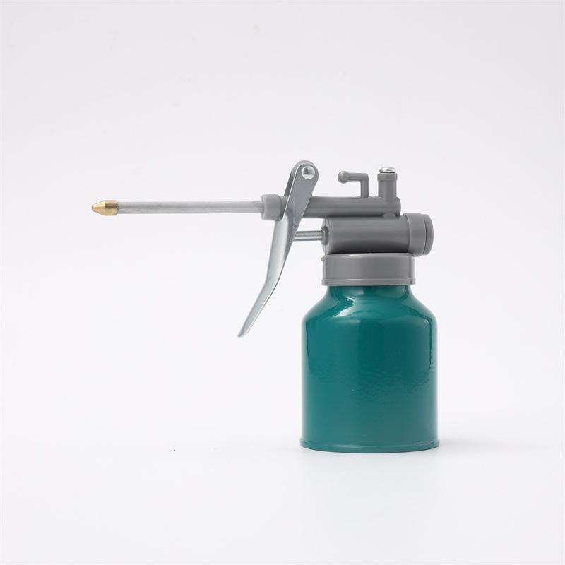 

250ML Oil Can Pump Oiler Bottle Manual Oiler for Oiling Lubrication Oiler Oil Spray Bottle Nozzle Machine Oil Pot Grease Guns 250ml